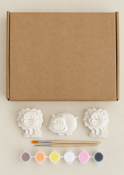 Safari Animals Deluxe Paint Your Own Kit
