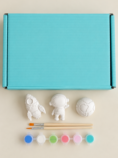 Space Deluxe Paint Your Own Kit